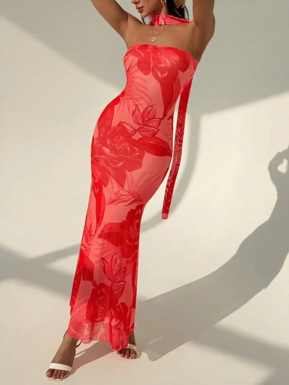Red Elegant Women's Casual Printed Maxi Dress - Picture 3 of 8